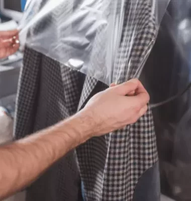 professional dry cleaning service in dubai